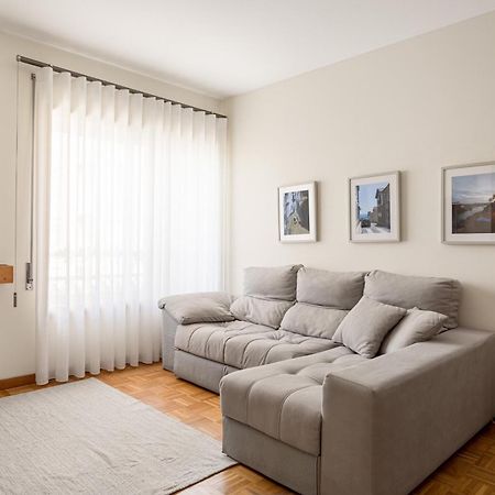 Joivy Stylish City Centre Flat With Parking Maía Exterior foto